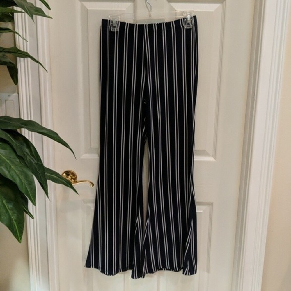 L79 Gypsie Women's Navy Striped Flare Pull On Pants Size Medium